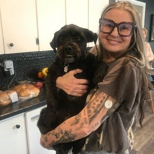 Meet your Posher, Shelly